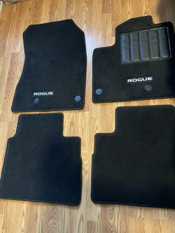 Nissan Rouge Floor Mats