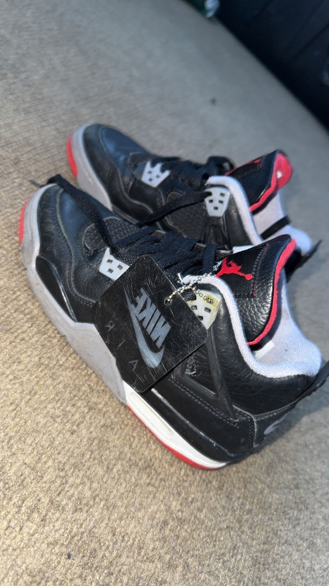 Retro 4 Gradeshool Jordan Size 5.5