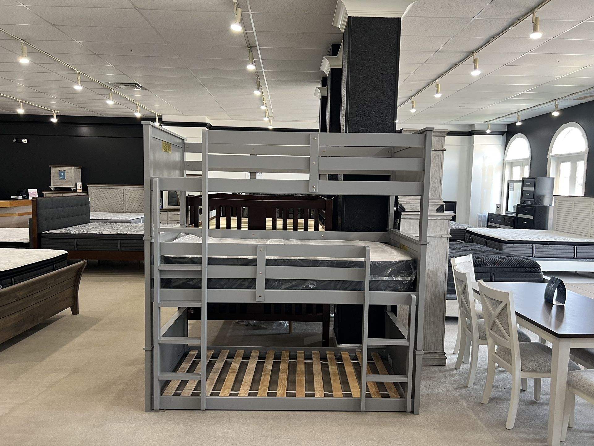 💤BACK TO SCHOOL!💤 Twin Mattresses $99.00!!