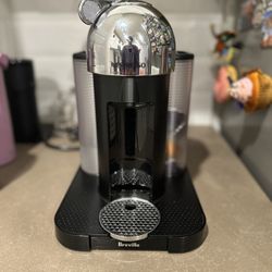 Nespresso Vertuo Coffee and Espresso Maker by Breville, Chrome