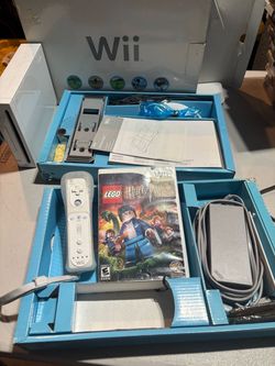 Nintendo Wii Console Bundle with LEGO Harry Potter