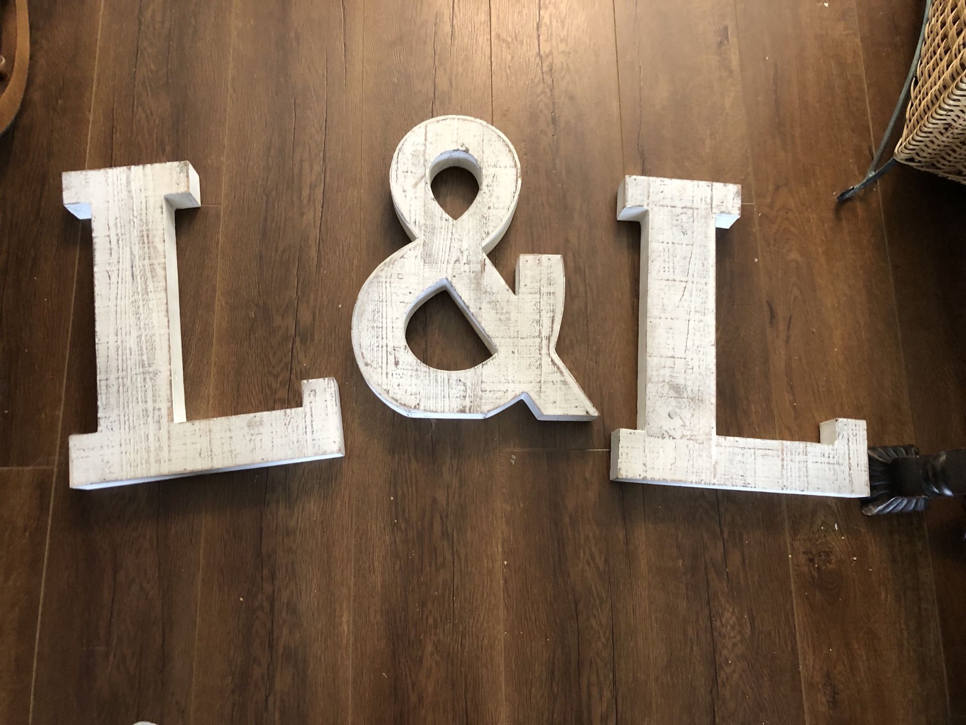 L & L Large Wood Letters