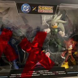 DC × Sonic the Hedgehog Action Figure Multipack Power vs Speed sonic and silver left