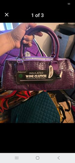 Wine clutch