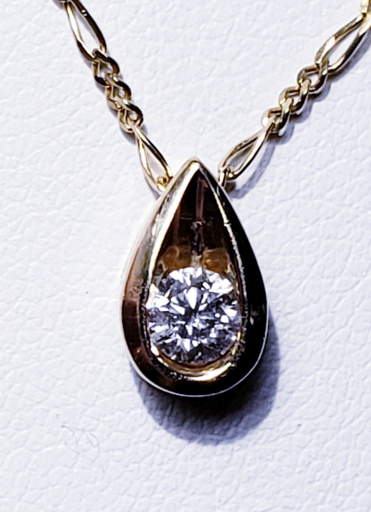 "$550" BEAUTIFUL DIAMOND & 14KT GOLD PENDANT "NICE"
