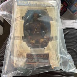 NEW STAR TREK ENTERPRISE BROKEN BOW FIGURE KLAANG KLINGON WARRIOR ART ASYLUM E50