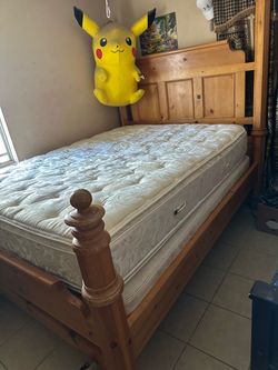 Cama king size  con colchones
