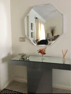 Octagonal mirror
