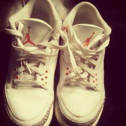 Nike Jordan 3 s Retro,Like New Children' s Size 9 Make An Offer 