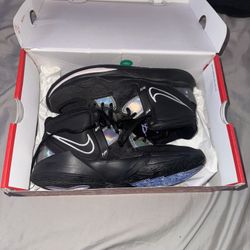 Nike Kyrie Infinity Black Metallic Silver
