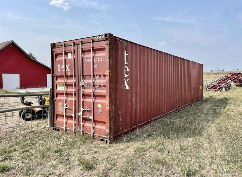 SHIPPING / STORAGE CONTAINERS W/ DELIVERY 20,40,40 HC .BUY/SELL. Financing & Lease Available!