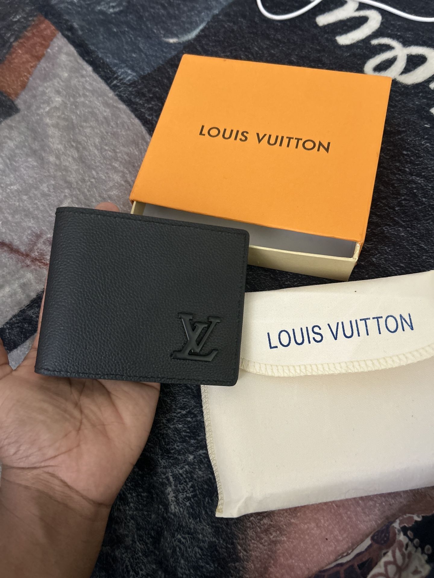Louis Vuitton Men Wallet