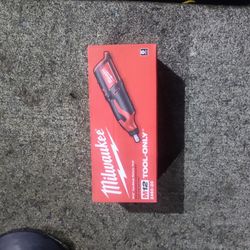 Milwaukee  M12 Cordless Rotary Tool