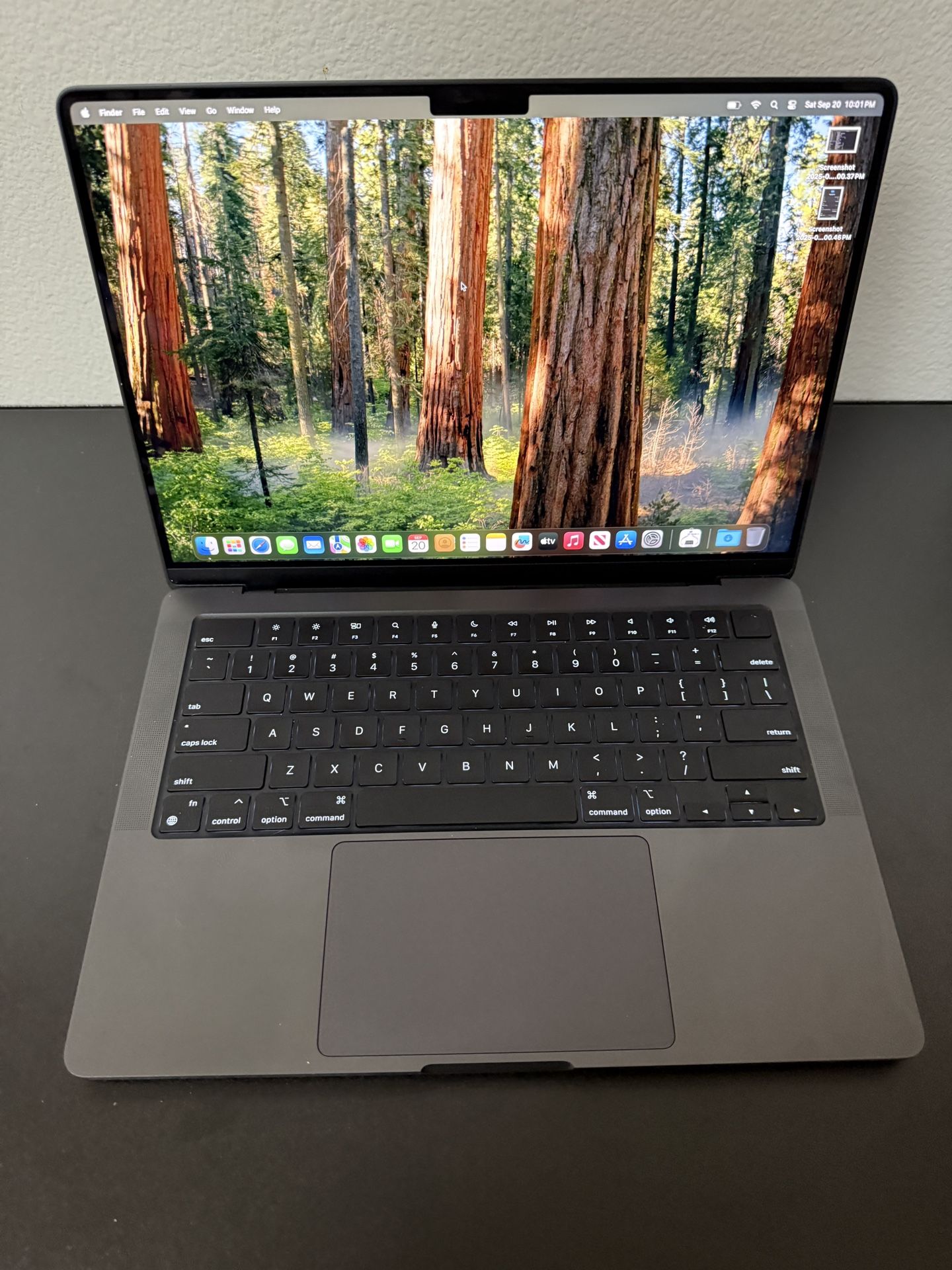 MacBook Pro 14” M4 16GB 512GB like new with AppleCare+ (full coverage) and Software