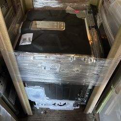 Dishwasher whirlpool brand new