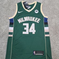 MILWAUKEE BUCKS Giannis jersey -(SMALL)