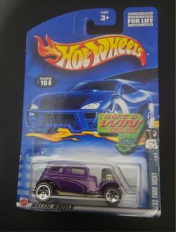 2002 Hot Wheels Redlines Series '32 Ford Vicky (#104)