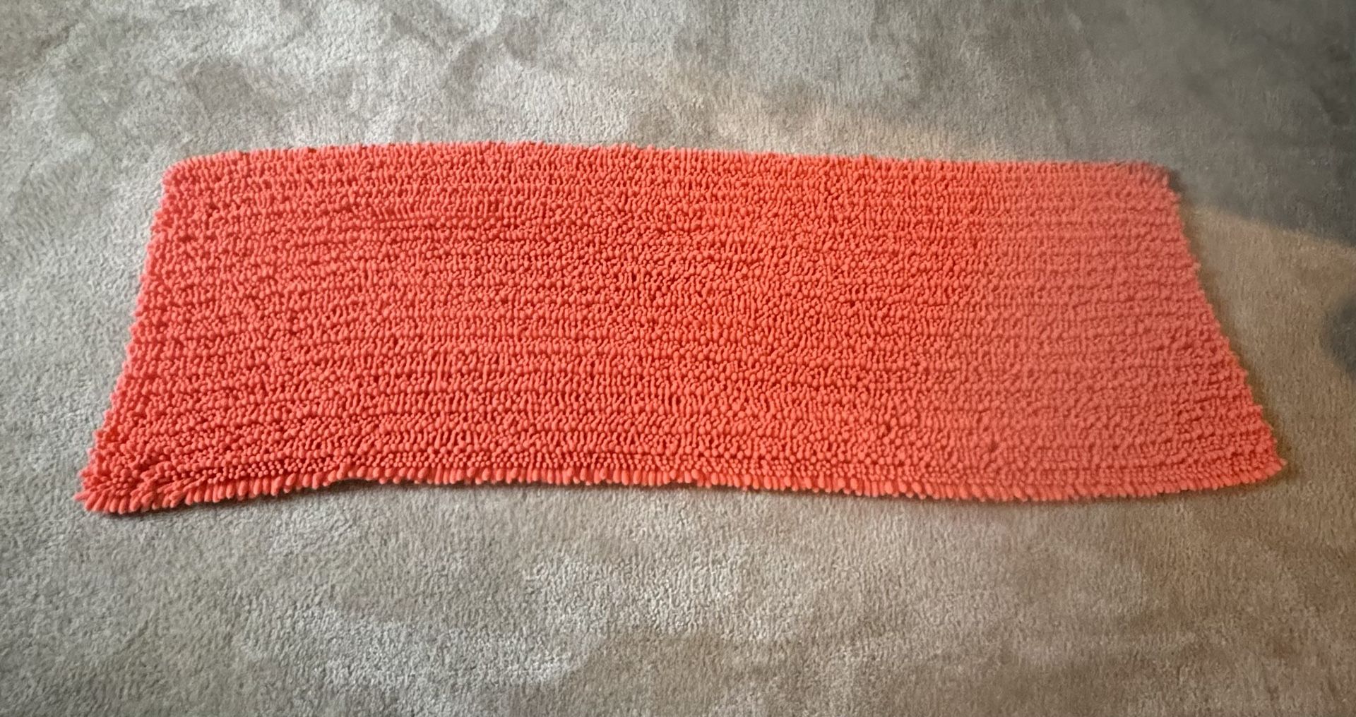 Bathroom Rug (Coral) for sell  