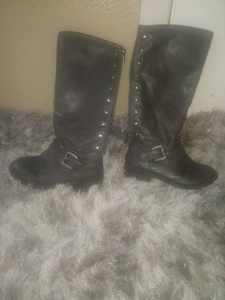 Girl Gray boots size 13
