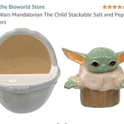 Star Wars Mandalorian The Child Stackable Salt and Pepper Shakers