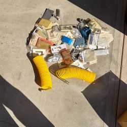 miscellaneous Plates And Air Hoses