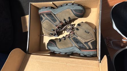 Red wing shoes