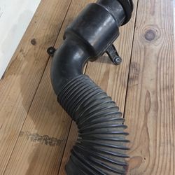 2005-2015 Toyota Tacoma 4.0L Air Intake Hose Pipe