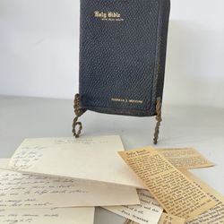 Holy Bible With Ideal Helps early 1900's w/ Maps Cleartype Edition