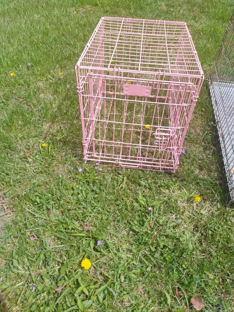 Lot Of 2 Small Dog Cages 1 With Tray Black, 1 Pink With No Tray
