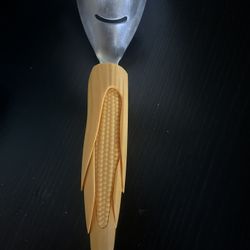 Corn Cob Peeler