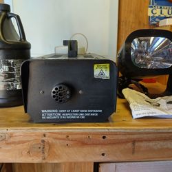 Fog Machine & Strop Light  &  Fog Liquid 