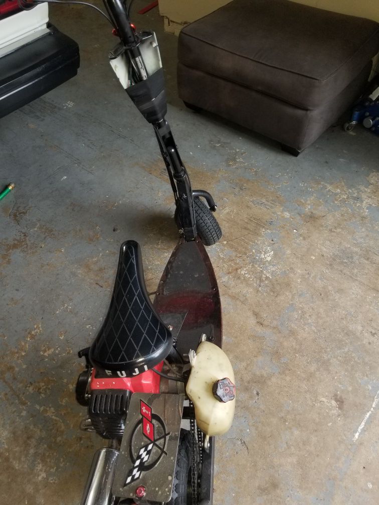 Gas scooter