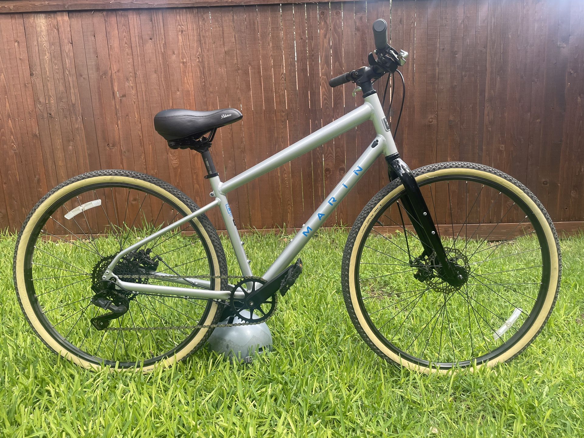 Marin Kentfield 2 Gravel Bike Small