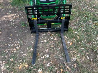 Stinger Attachments Compact Tractor Pallet Forks (CPF-48)