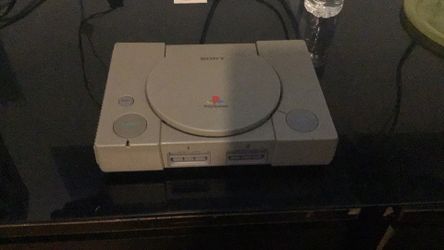 Ps1 that works only with controller (can’t ship pay in person )