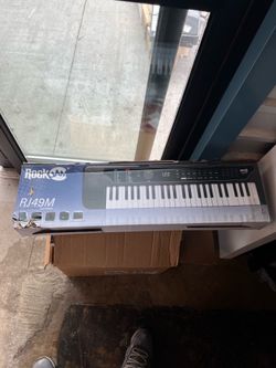ELECTRIC PIANO