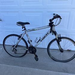 Trek 3700 Mountain Bike 
