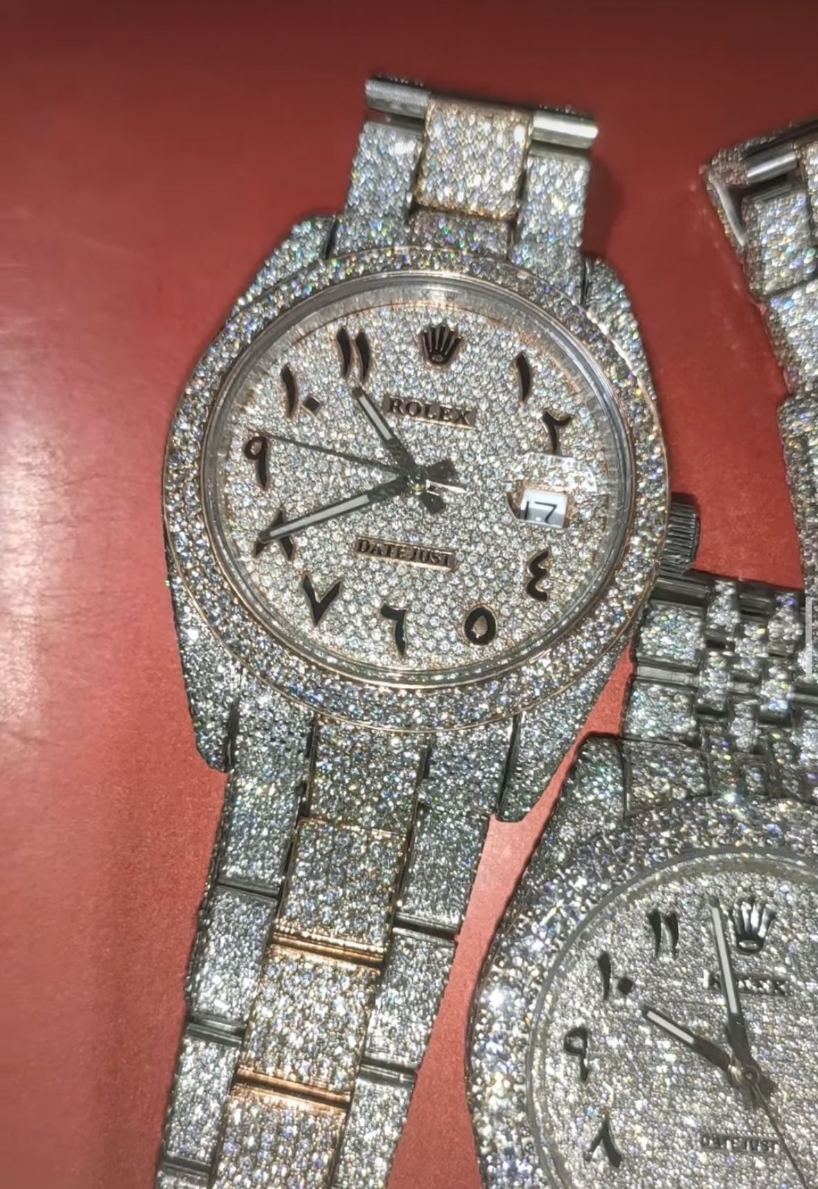 VVS Moissanite Watch, Pass any diamond tester Box And Papers Included Highest Quality