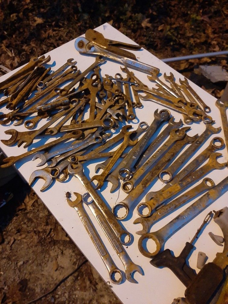 Wrenches, Sockets