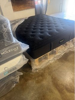 Black Beautyrest series 4 Pillowtop