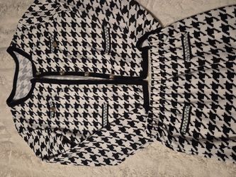 Girl's 2 Piece Outfit Size 12-14yr