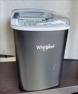 Whirlpool Countertop Ice Maker