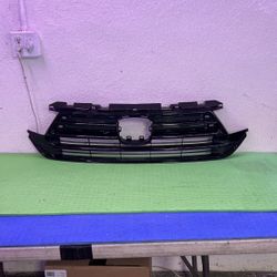 2021 2022 HONDA ODYSSEY FRONT UPPER GRILLE OEM