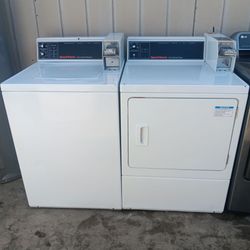 Lavadora y Secadora de gas marca Speed Queen