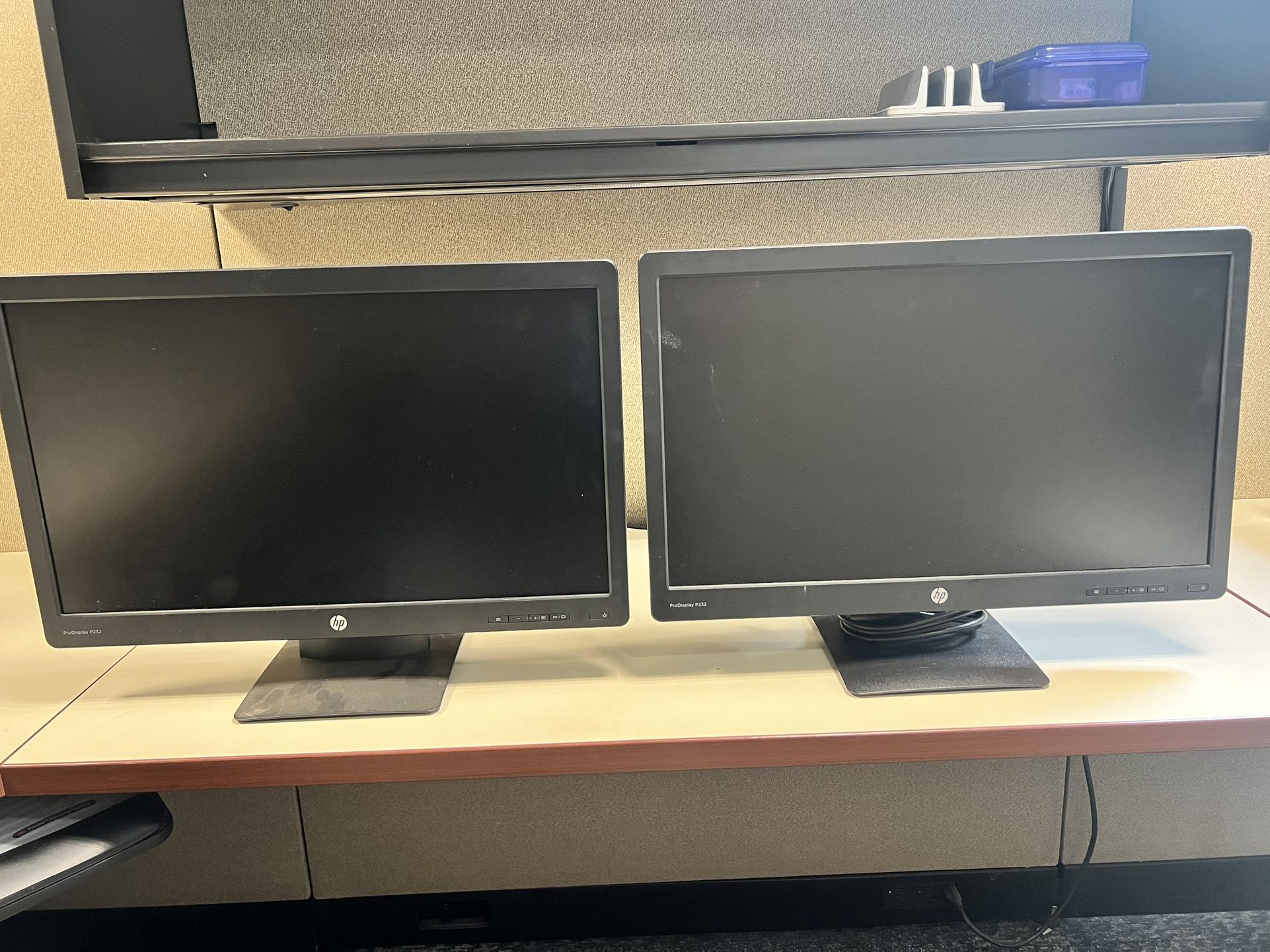 HP Monitors