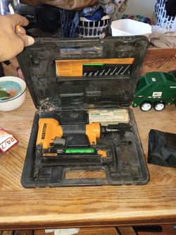 Bostitch BT1350B Brad Nailer with Case