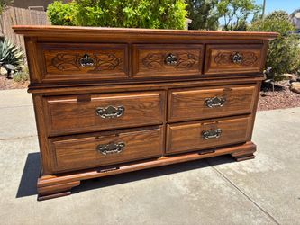 Antique Solid Wood 7 Drawer Dresser Chest of Drawers Furniture Good Condition