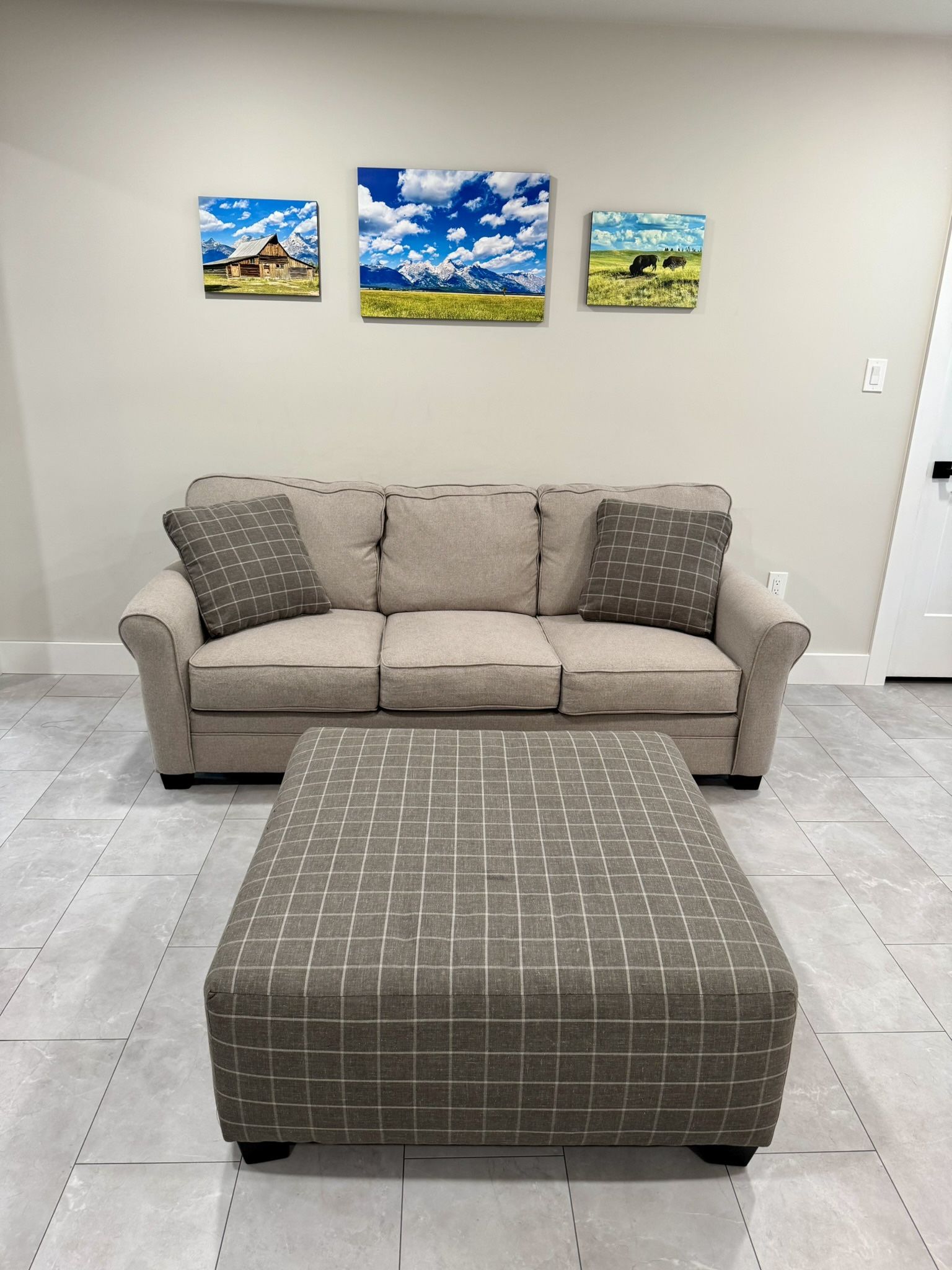 *Like New* Couch for Sale