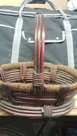 Decorator basket