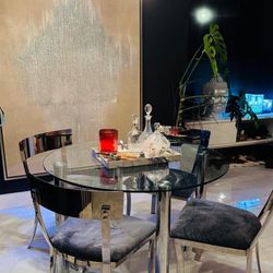 Dining Table And Chairs 